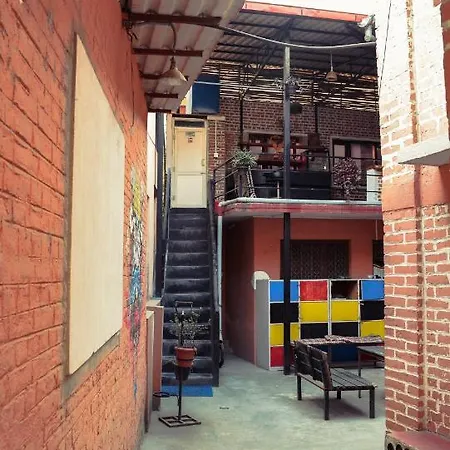 Happy Donkey Hostel-2